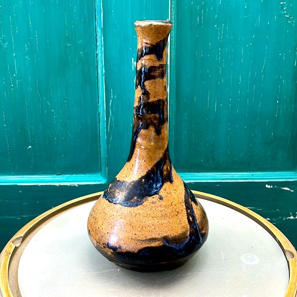 Stoneware Bud Vase - Picture 4 of 6